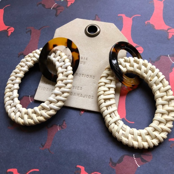 Anthropologie Jewelry - NWT Anthropologie resin hoop earrings